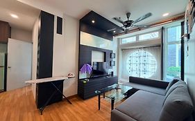 Parkview Suite Klcc, Bernice